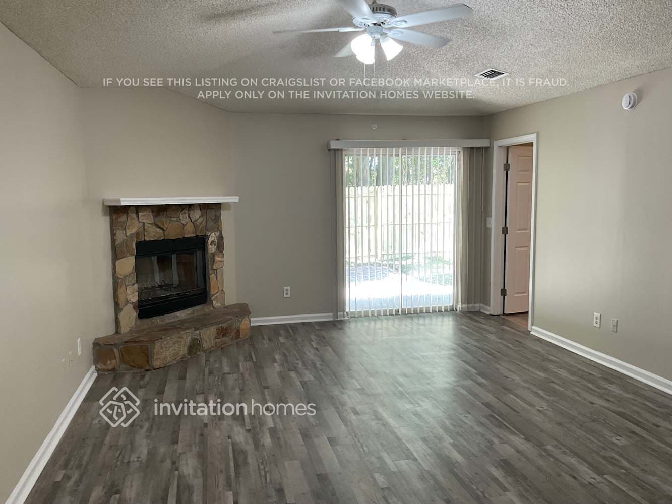 Building Photo - 2999 Mikris Dr E