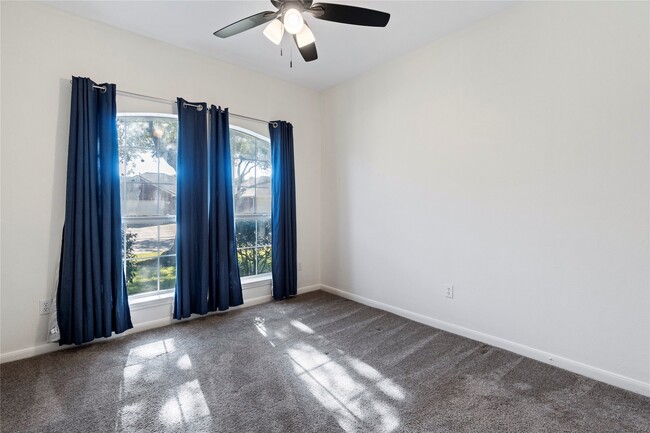 Building Photo - 1602 Winston Homestead Dr