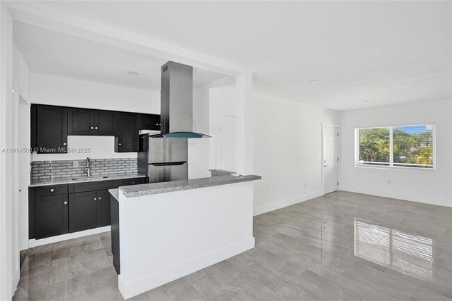 Building Photo - 7115 Rue Granville