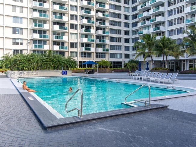 Building Photo - 1200 West Ave