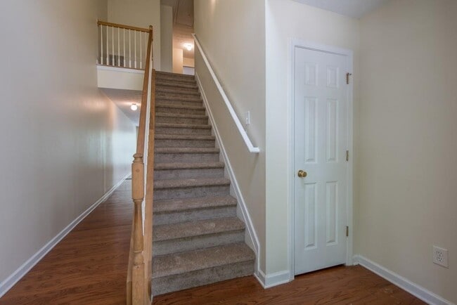 Building Photo - 3716 Harvest Dr