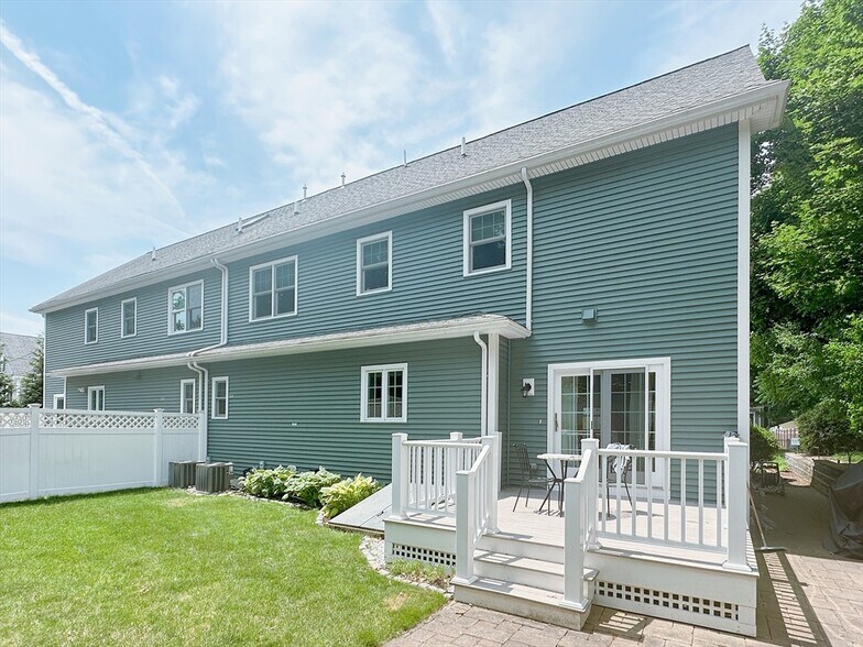 Building Photo - 37 Rumford St