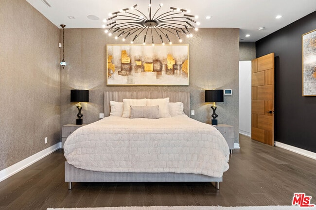 Building Photo - 3712 Broadlawn Dr