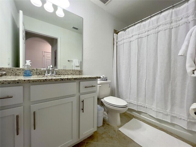 Building Photo - 14051 Heritage Landing Blvd