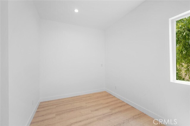 Building Photo - 1437 Ardmore Ave