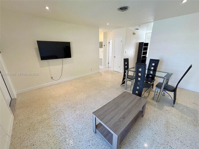 Building Photo - 2441 NW 9th Terrace