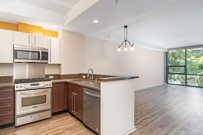 Primary Photo - Modern Downtown 1 Bedroom with balcony at ...
