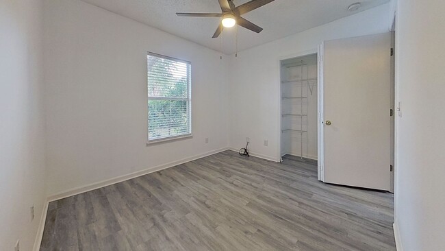 Building Photo - Beautiful 4 Bed 2 Bath Home in North Beach...