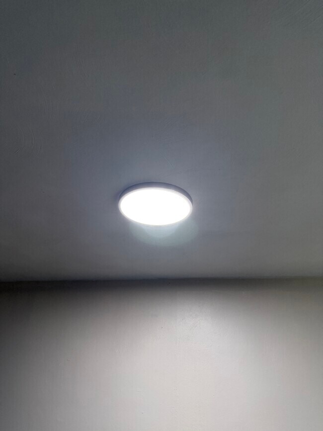 Light - 1234 Cliffside St