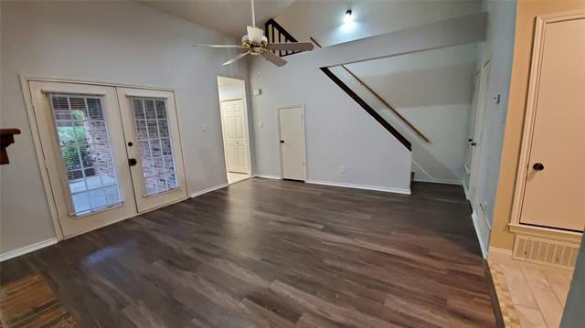 Building Photo - 2813 Shady Grove Dr