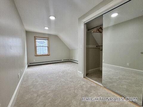 Building Photo - 48 Shannon St