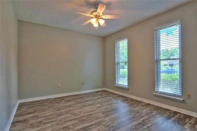 Building Photo - 66 Cypress Meadow Loop