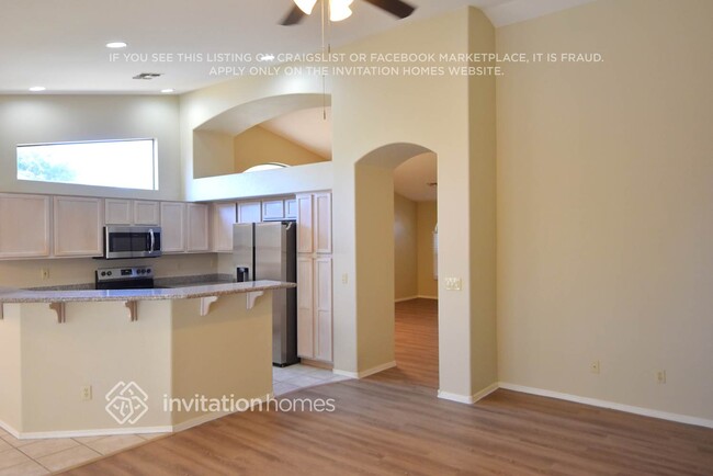 Building Photo - 7126 N 81st Dr