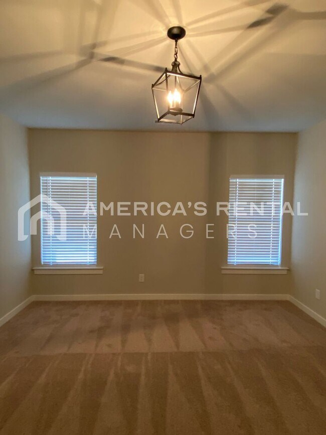 Building Photo - Home for Rent in Thorsby! Available NOW!!