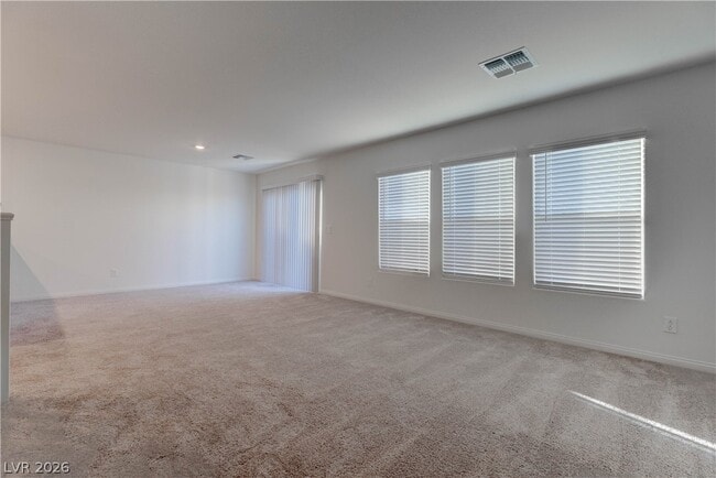 Building Photo - 9256 Innot Ave