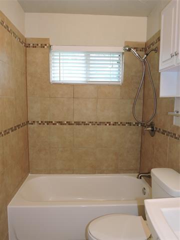 Building Photo - 12333 Oberlin Dr