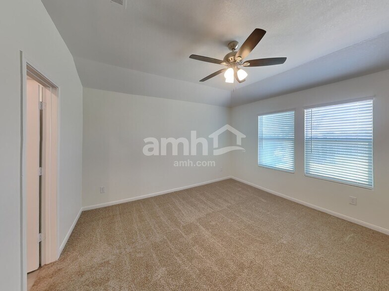 Building Photo - 2708 Iberia Ct