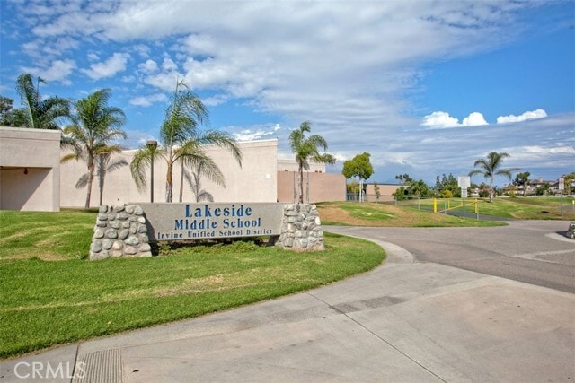 Building Photo - 56 Windjammer