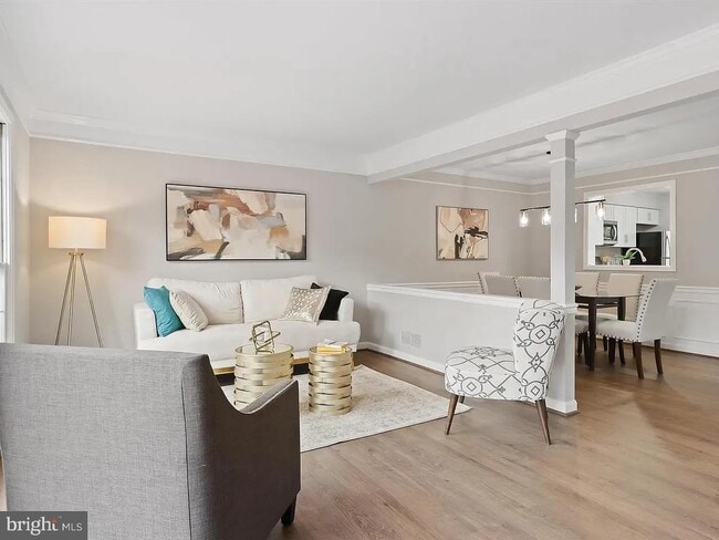 Building Photo - 43485 Plantation Terrace