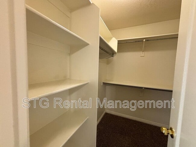 Building Photo - 136 S 1930 W