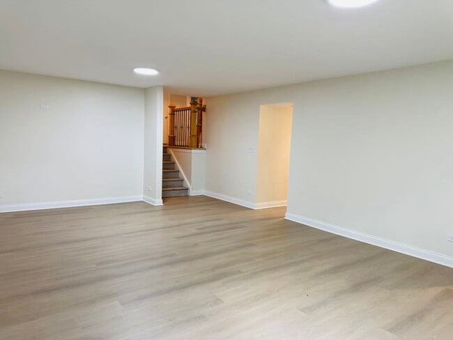 Building Photo - 434 Galahad Rd