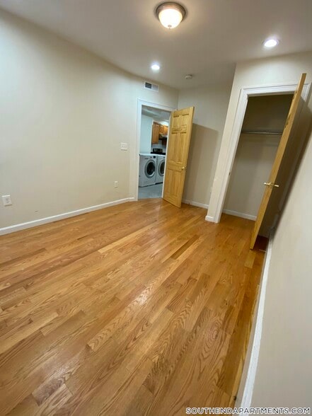 Building Photo - 179 Northampton St