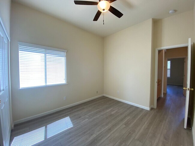 Building Photo - Beautiful Home in Stonelake Coming Soon!