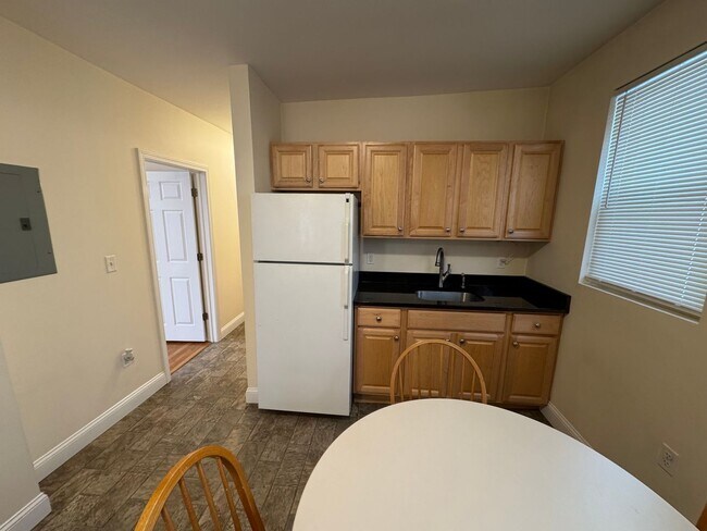 Building Photo - 220 Middlesex Ave