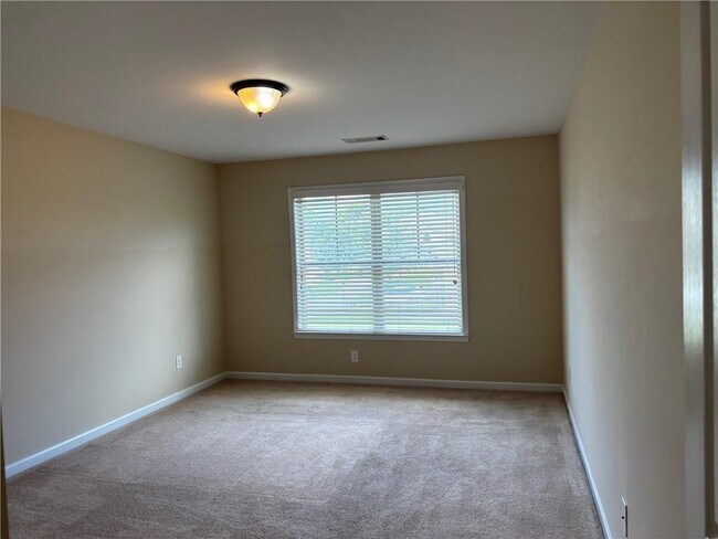 Building Photo - 3645 Guildhall Trail