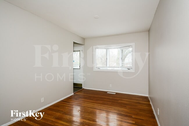 Building Photo - 2718 Westminster Dr