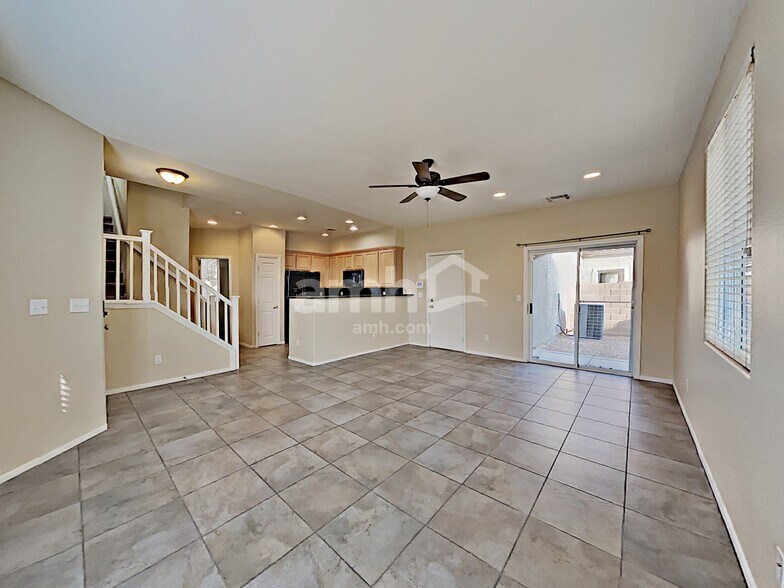 Building Photo - 9771 Hanover Grove Ave