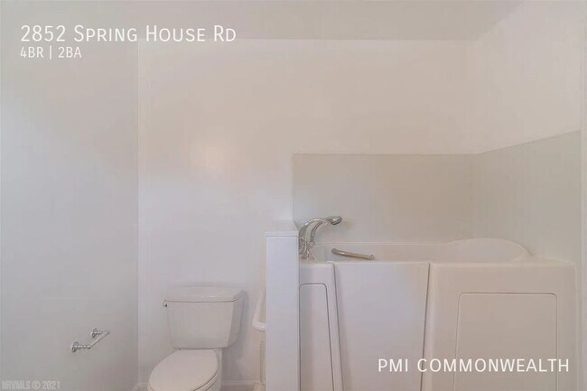 Building Photo - 2852 Spring House Rd