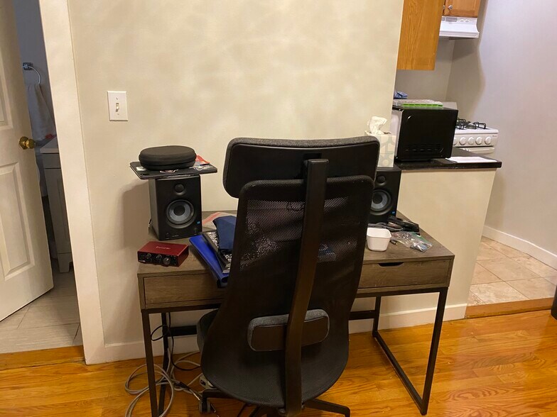 Building Photo - 51 Hemenway St