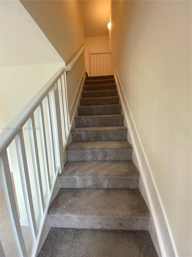 Building Photo - 8379 Central Park Blvd