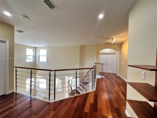 Building Photo - 8034 NW 111th Ct