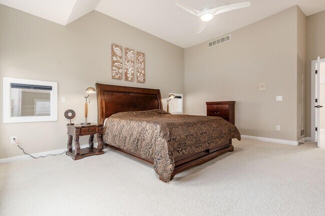 Building Photo - 4602 Sandwich Ct