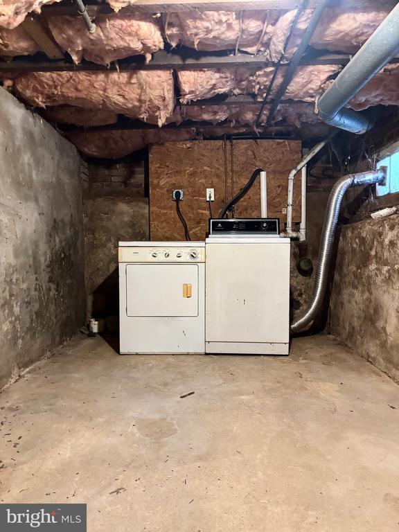 Building Photo - 464 Lafayette St