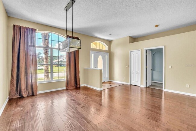 Building Photo - 10027 Hart Branch Cir