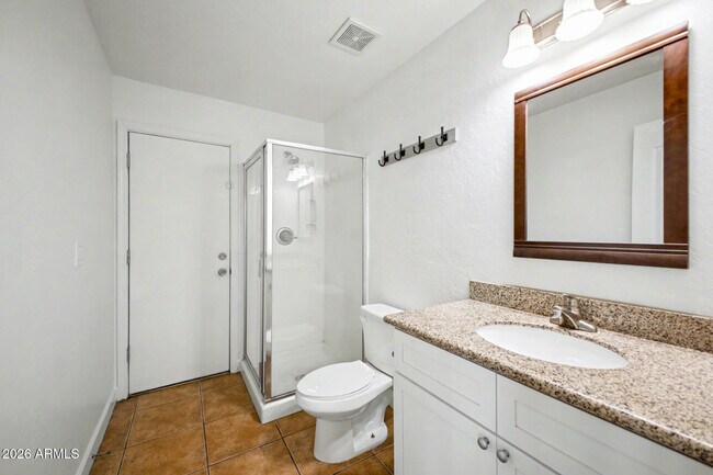 Building Photo - 7456 W Aurora Dr