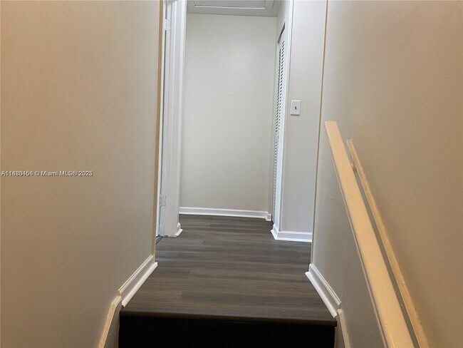 Building Photo - 6543 Boulevard of Champions