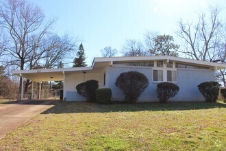 Building Photo - 427 S Edgemont Cir NW