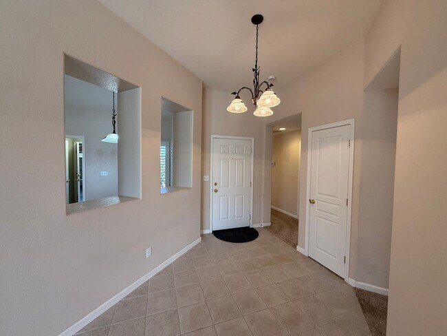 Building Photo - Single story home located in desirable northwest Modesto neighborhood!