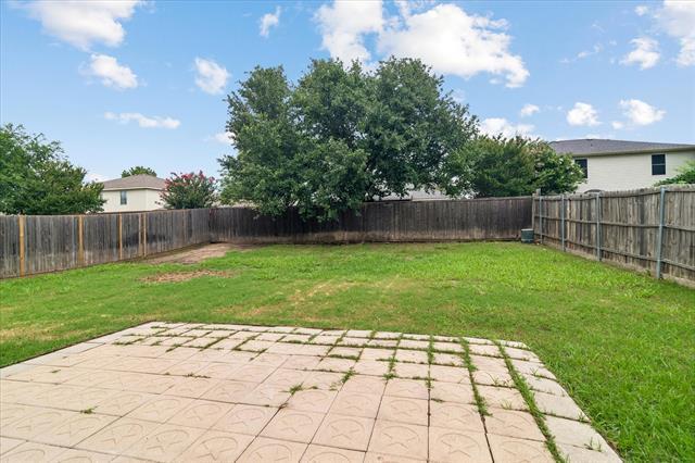 Building Photo - 2217 Bradford Pear Dr