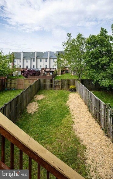 Building Photo - 344 Honey Locust Ct