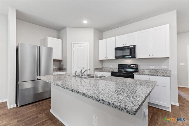 Building Photo - 13508 Tai Londo Dr