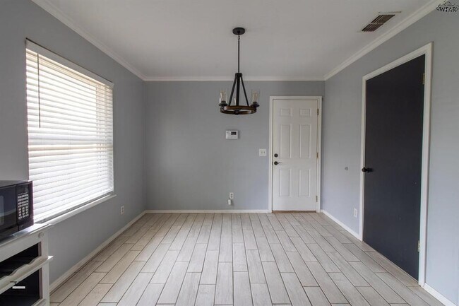 Building Photo - 9 Lackland Cir