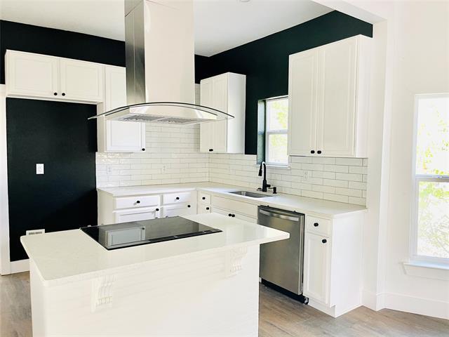 Building Photo - 2210 Langford St