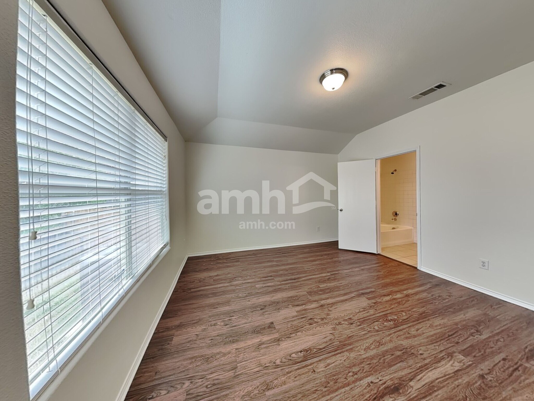 Building Photo - 1768 Nina Dr