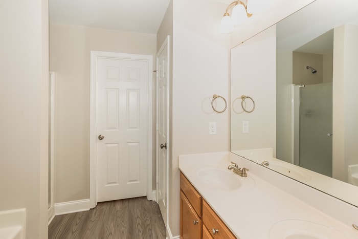 Building Photo - 408 Fawnbrook Ln