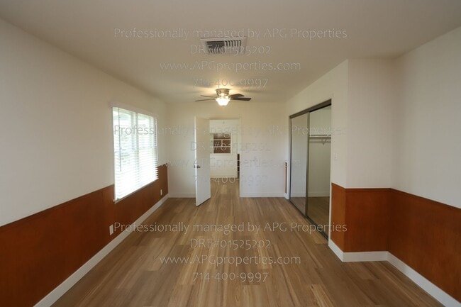 Building Photo - 919 W Wilshire Ave